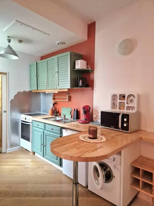 Chaleureux Appartement - Hyper Centre - Charbonnet تروي المظهر الخارجي الصورة